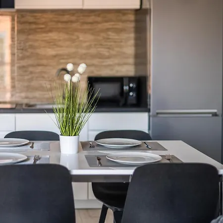 Piekny Apartament W Centrum Wroclawia - 500 M Od Rynku Apartment *